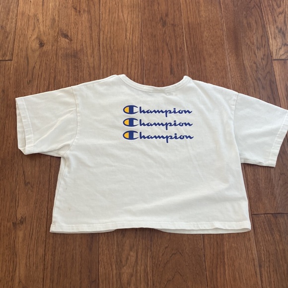 Champion Cropped Top - Picture 2 of 2